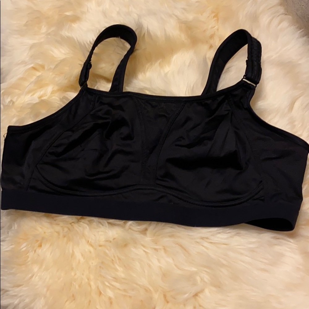 Soma sports bra